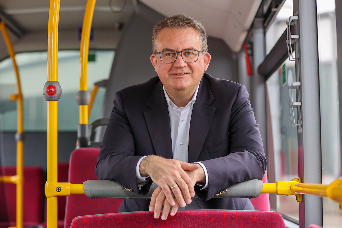 Dr. Lorenz Kasch übernimmt zum 2. Januar 2023 die Geschäftsführung bei der Verkehrsbetriebe Hamburg-Holstein GmbH (VHH).